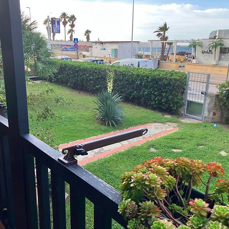 Appartamento Fronte Spiaggia Lido Alghero Luaran gambar
